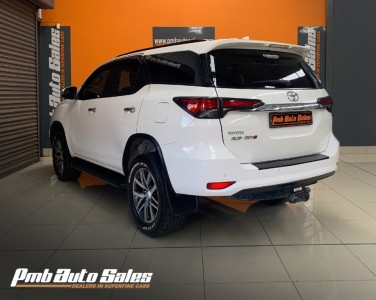 FORTUNER FORTUNER 2.8GD-6 R/B A/T