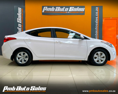 ELANTRA ELANTRA 1.6 PREMIUM